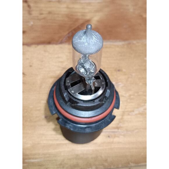 Sylvania HB5 9007 Basic Halogen High Low Beam Headlight Automotive Bulb Part - Picture 2 of 4